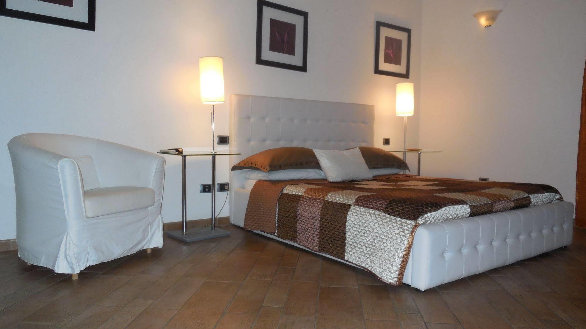 Tridente Rooms Рим Екстер'єр фото