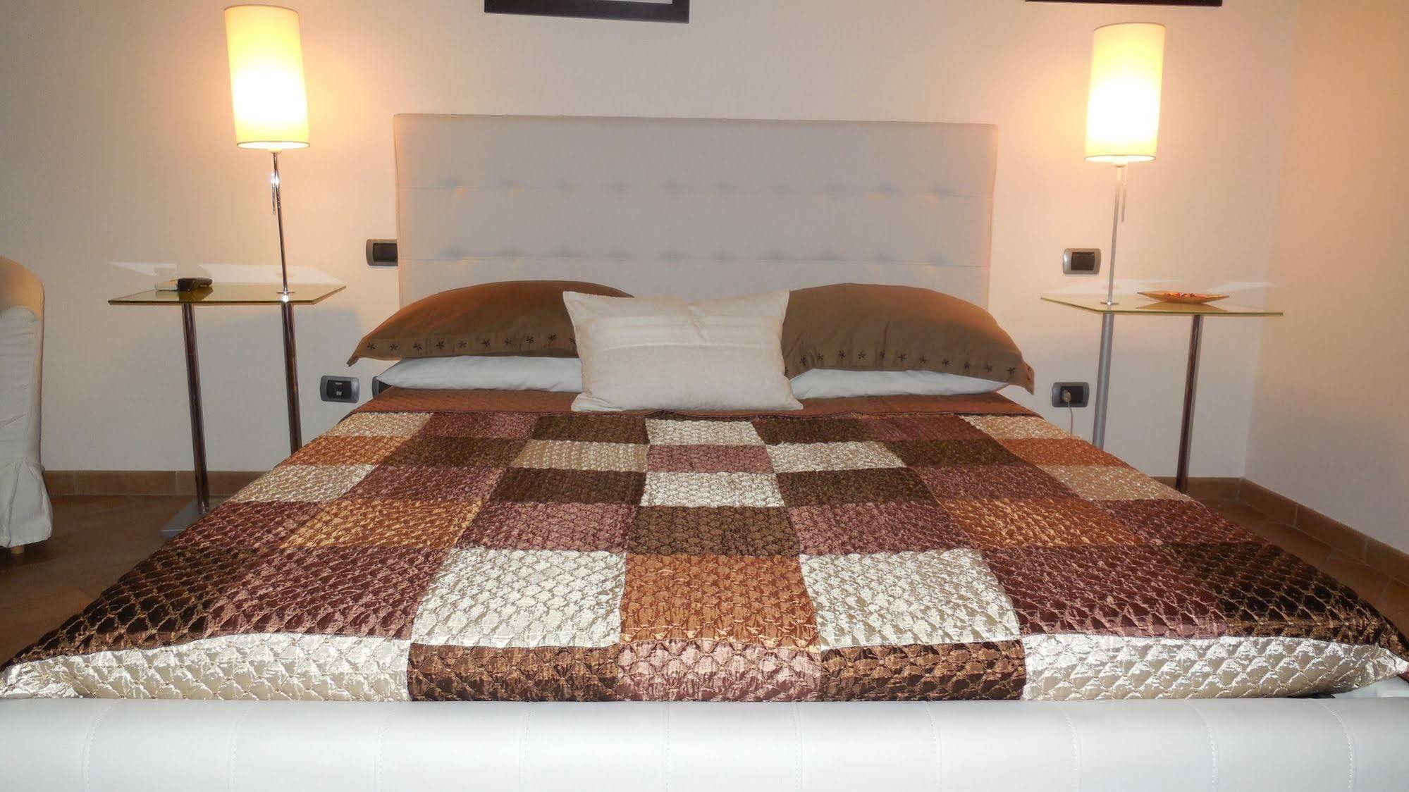 Tridente Rooms Рим Екстер'єр фото