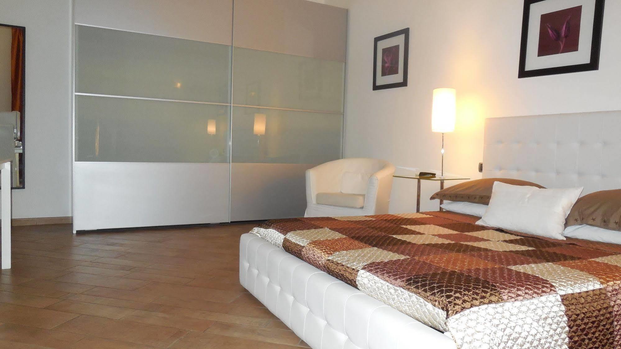 Tridente Rooms Рим Екстер'єр фото