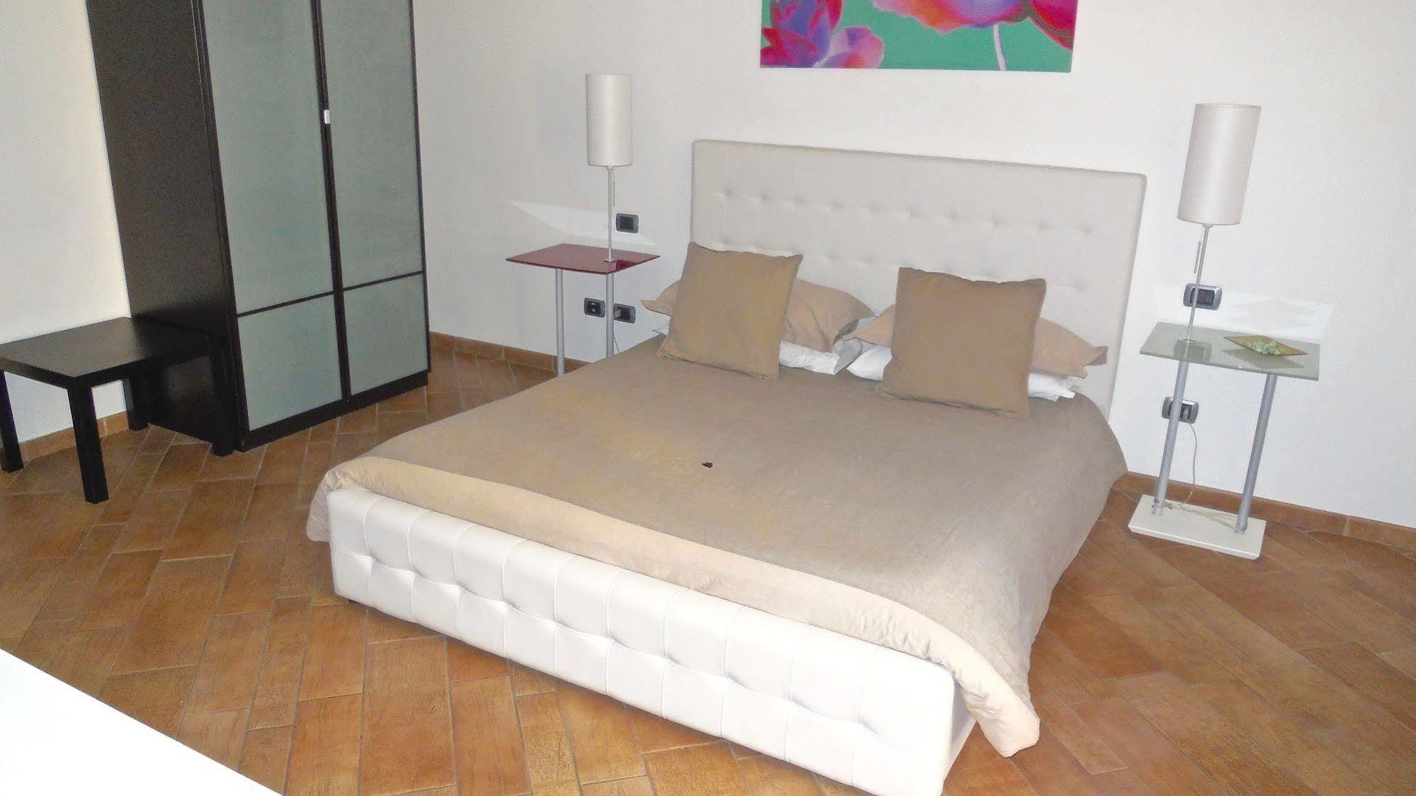 Tridente Rooms Рим Екстер'єр фото